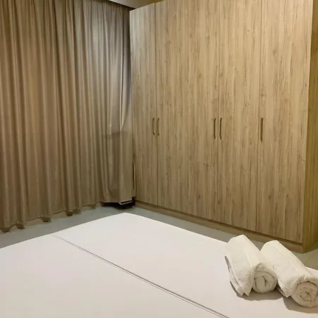 Joni 아파트 *