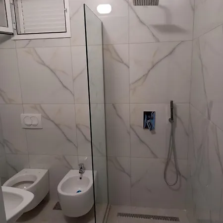 Joni Apartment *